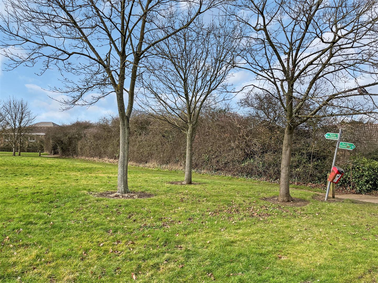 Tenterden Crescent, Kents Hill, Milton Keynes